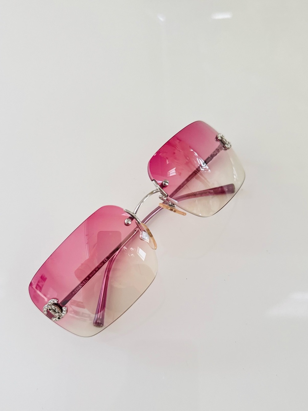RARE 🍒 CHANEL PINK RIMLESS CRYSTAL CC SUNGLASSES 4017-D